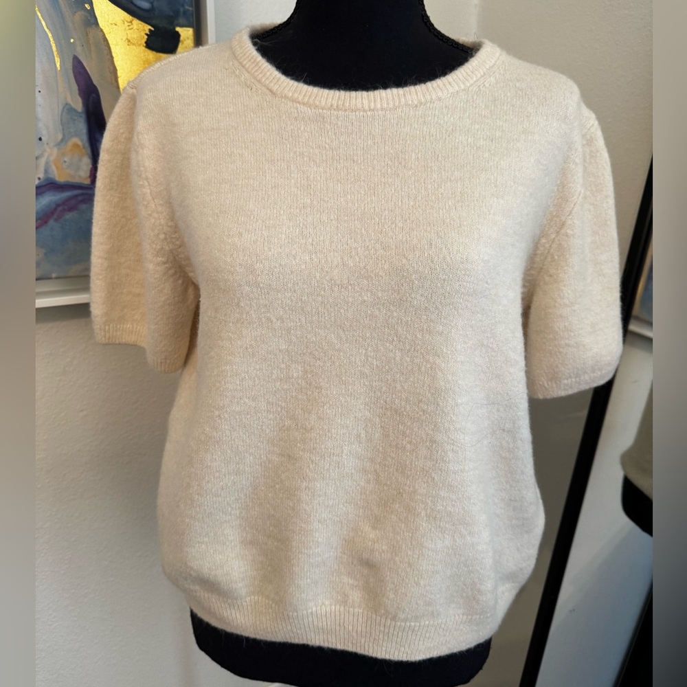 H&M Cream Short Sleeve Sweater L